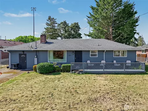 10810 59th Ave SW, Lakewood, WA 98499