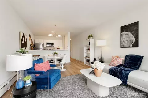 5824 NE 75th St #D-307, Seattle, WA 98115