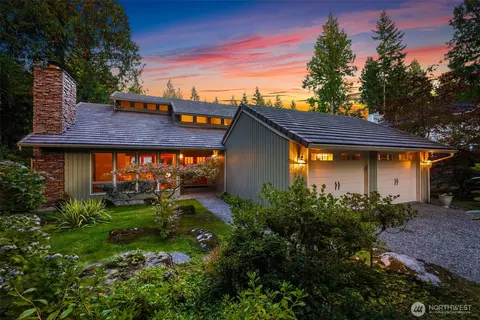 21608 NE 24th St, Sammamish, WA 98074