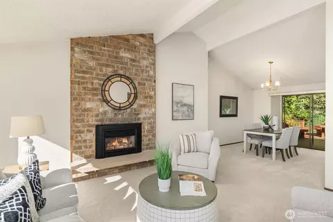 Living - 19314 103rd Ave NE, Bothell, WA 98011 photo 4 of 6