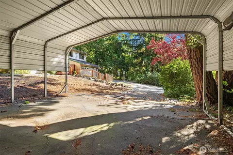 Exterior - 19314 103rd Ave NE, Bothell, WA 98011 photo 8 of 9