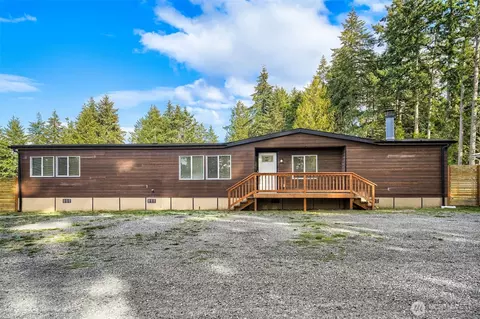 5013 80th St E, Tacoma, WA 98443