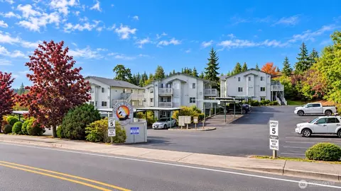 485 SW Bayshore Dr #C102, Oak Harbor, WA 98277