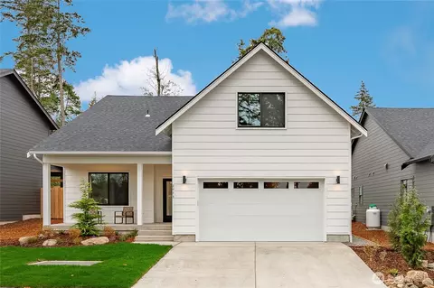 2973 Oleander Ln, Blaine, WA 98230