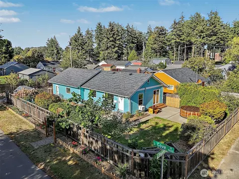 6865 S Gove St, Tacoma, WA 98409