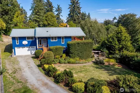 10514 SW 110th St, Vashon, WA 98070