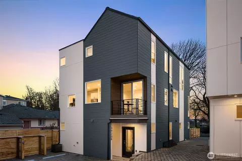 3920 S B S Juneau St, Seattle, WA 98118
