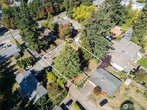 12420 NE 87th St, Kirkland, WA 98033