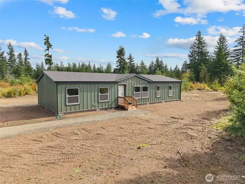 3006 W Ford Loop Rd, Elma, WA 98541