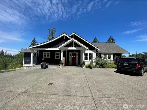 343 Island Blvd, Fox Island, WA 98333