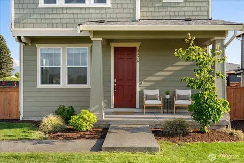 Exterior - 3476 Edith Ave, Enumclaw, WA 98022 photo 3 of 6