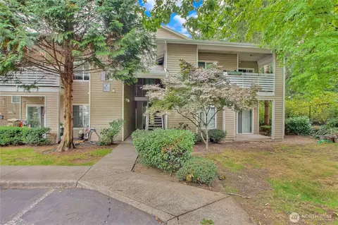 801 N N Rainier Ave #B309, Renton, WA 98057