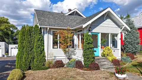 3930 S Ferdinand St, Seattle, WA 98118