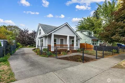 307 Solberg St NW, Yelm, WA 98597