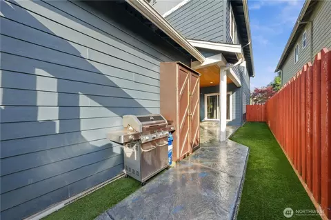 Exterior - 7402 Olympic Dr, Everett, WA 98203 photo 9 of 9