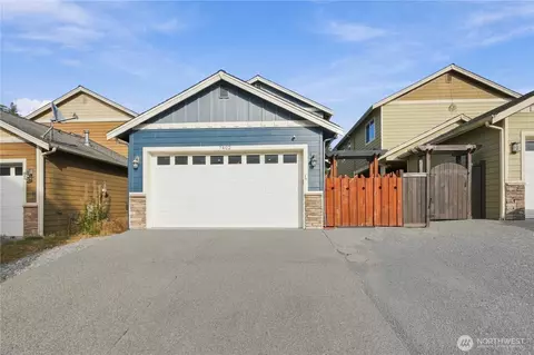 Exterior - 7402 Olympic Dr, Everett, WA 98203 photo 8 of 9