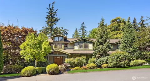 1411 8th St W, Kirkland, WA 98033