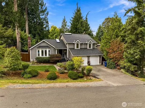 425 Jasmine Pl NW, Issaquah, WA 98027