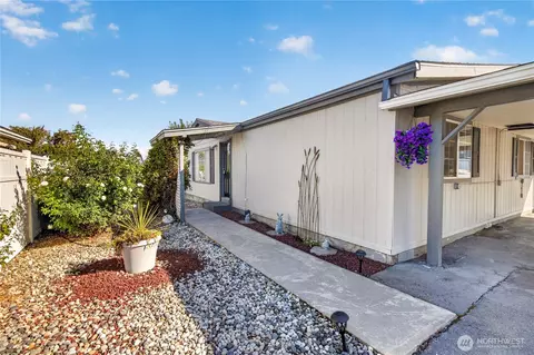 1137 Foothills Ln #19, Wenatchee, WA 98801