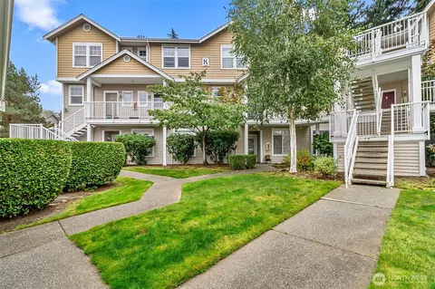 5400 Harbour Pointe Blvd #K102, Mukilteo, WA 98275