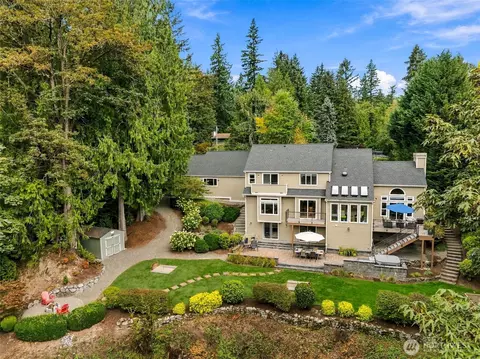 26257 SE 162 Pl, Issaquah, WA 98027