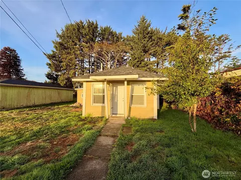 4777 Forwood Ave, Moclips, WA 98562