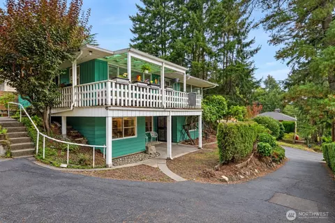 11321 30th Ave NE, Seattle, WA 98125