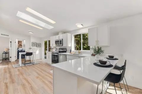 Kitchen - 104 Roppert Rd, Winlock, WA 98596 photo 1 of 5