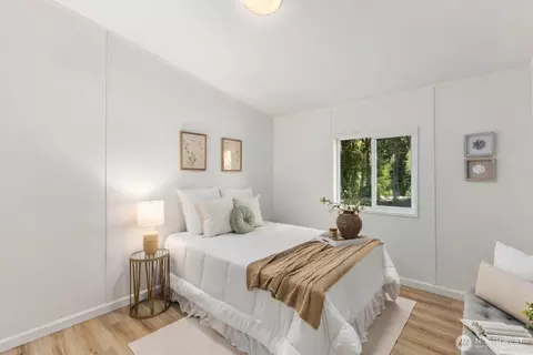 Bedroom - 104 Roppert Rd, Winlock, WA 98596 photo 1 of 8
