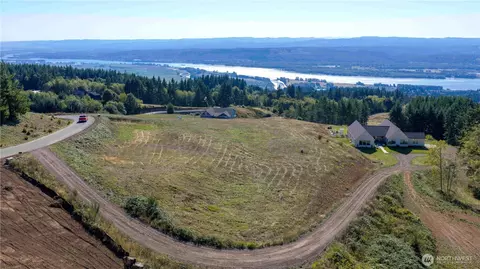357 Estate Ridge Dr, Kalama, WA 98625