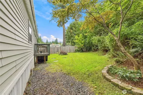 Exterior - 13001 E Loop View Dr, Granite Falls, WA 98252 photo 7 of 12