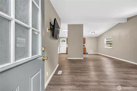 Entry Way - 13001 E Loop View Dr, Granite Falls, WA 98252 photo 1 of 1
