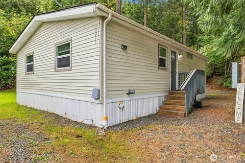 13001 E Loop View Dr, Granite Falls, WA 98252