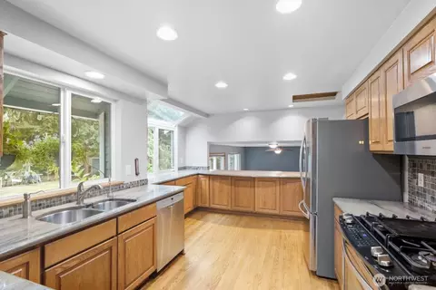 Kitchen - 2608 184th Pl SE, Bothell, WA 98012 photo 1 of 2