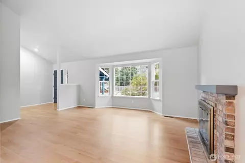 Living - 2608 184th Pl SE, Bothell, WA 98012 photo 4 of 6