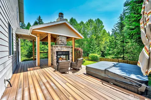 22187 NE 93rd St, Redmond, WA 98053