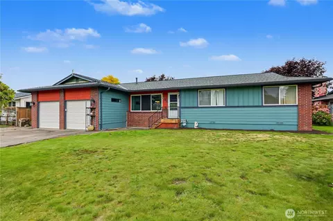 820 Dana Dr, Sedro Woolley, WA 98284