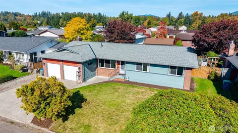 820 Dana Dr, Sedro Woolley, WA 98284