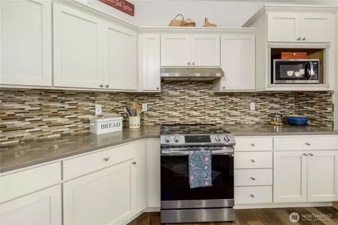 Kitchen - 250 Mount Baker Dr #A, Sequim, WA 98382 photo 4 of 5