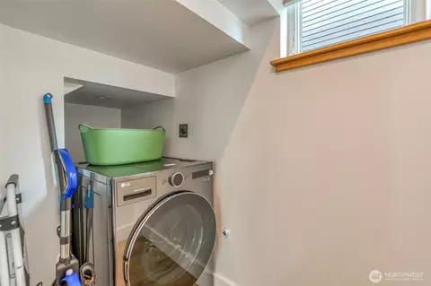 Other - 429 Pine St #C, Eastsound, WA 98245 photo 2 of 9