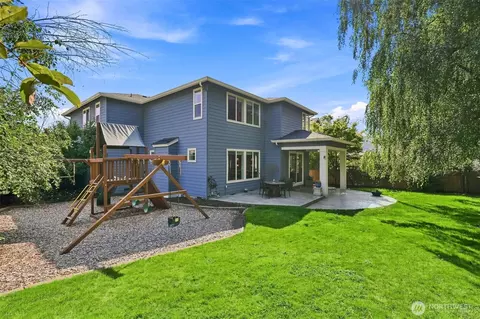 Exterior - 10036 NE 151st Dr, Bothell, WA 98011 photo 3 of 6