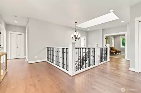 Entry Way - 10036 NE 151st Dr, Bothell, WA 98011 photo 5 of 8