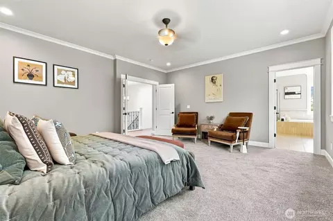 Bedroom - 10036 NE 151st Dr, Bothell, WA 98011 photo 2 of 5