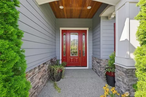 Entry Way - 10036 NE 151st Dr, Bothell, WA 98011 photo 1 of 8