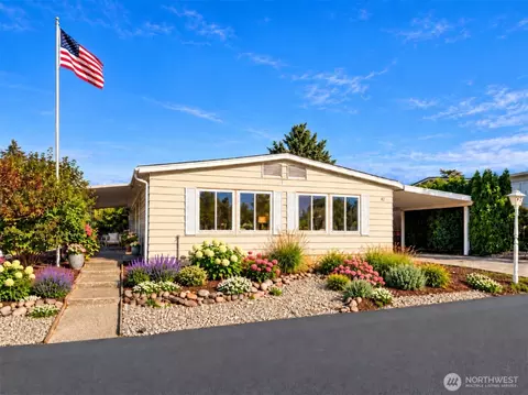 2500 Alder St #42, Milton, WA 98354
