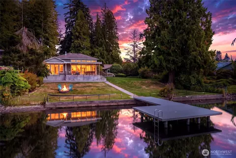 15924 E Shore Dr, Lynnwood, WA 98087