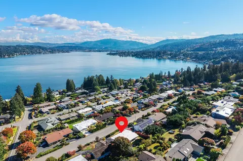 2623 170th Ave SE, Bellevue, WA 98008