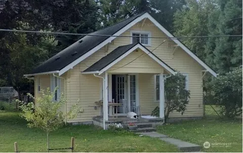 38289 SE Northern St, Snoqualmie, WA 98065