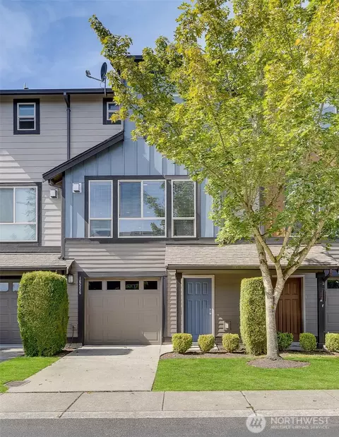 Exterior - 16526 2nd Ave SE, Bothell, WA 98012 photo 2 of 4
