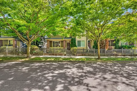 Exterior - 10625 Ross Rd #3, Bothell, WA 98011 photo 5 of 5